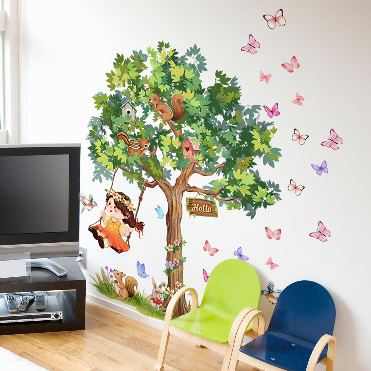 Bebê menina balançando balança - Baby Nursery Tree avaliação e preço